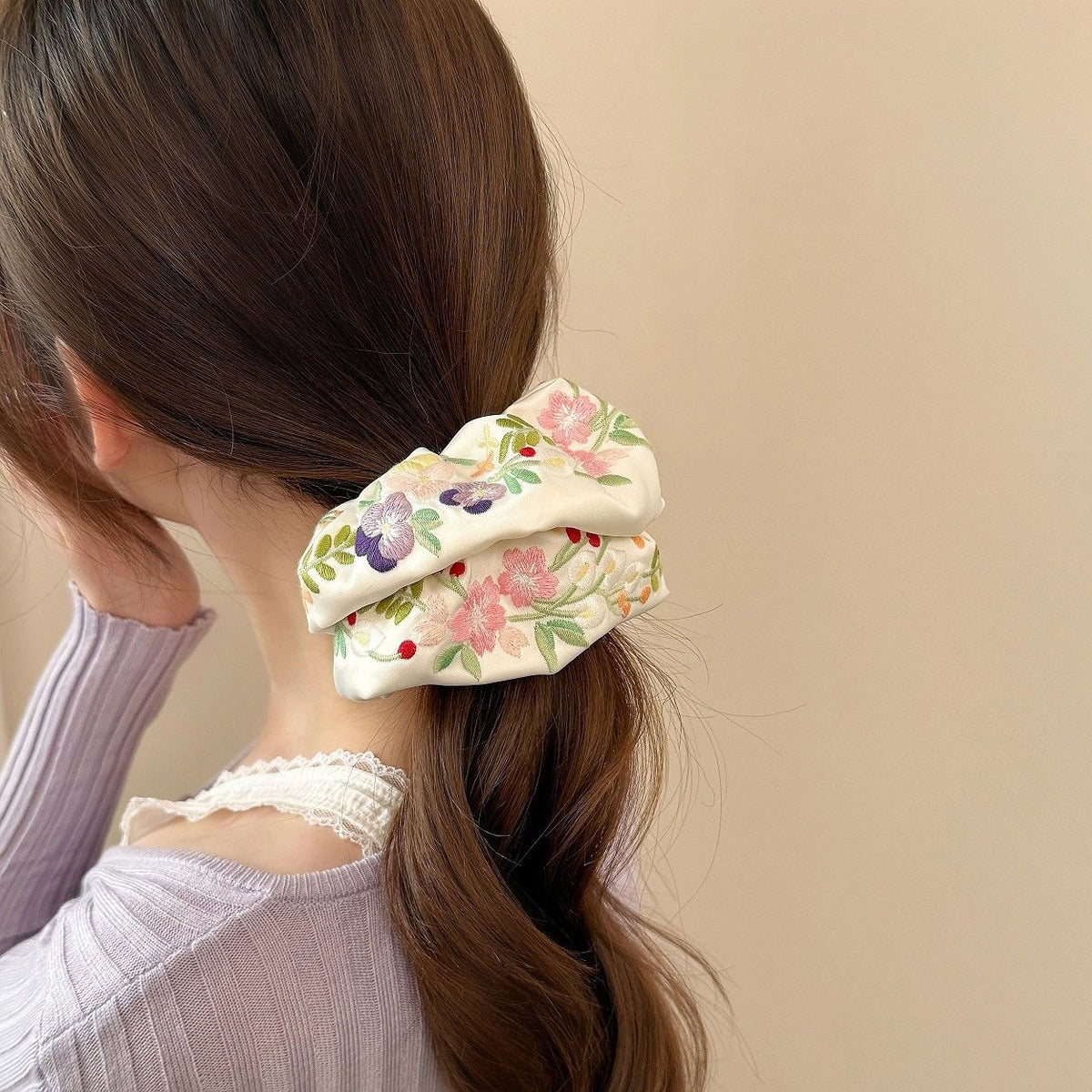 Embroidery scruchie