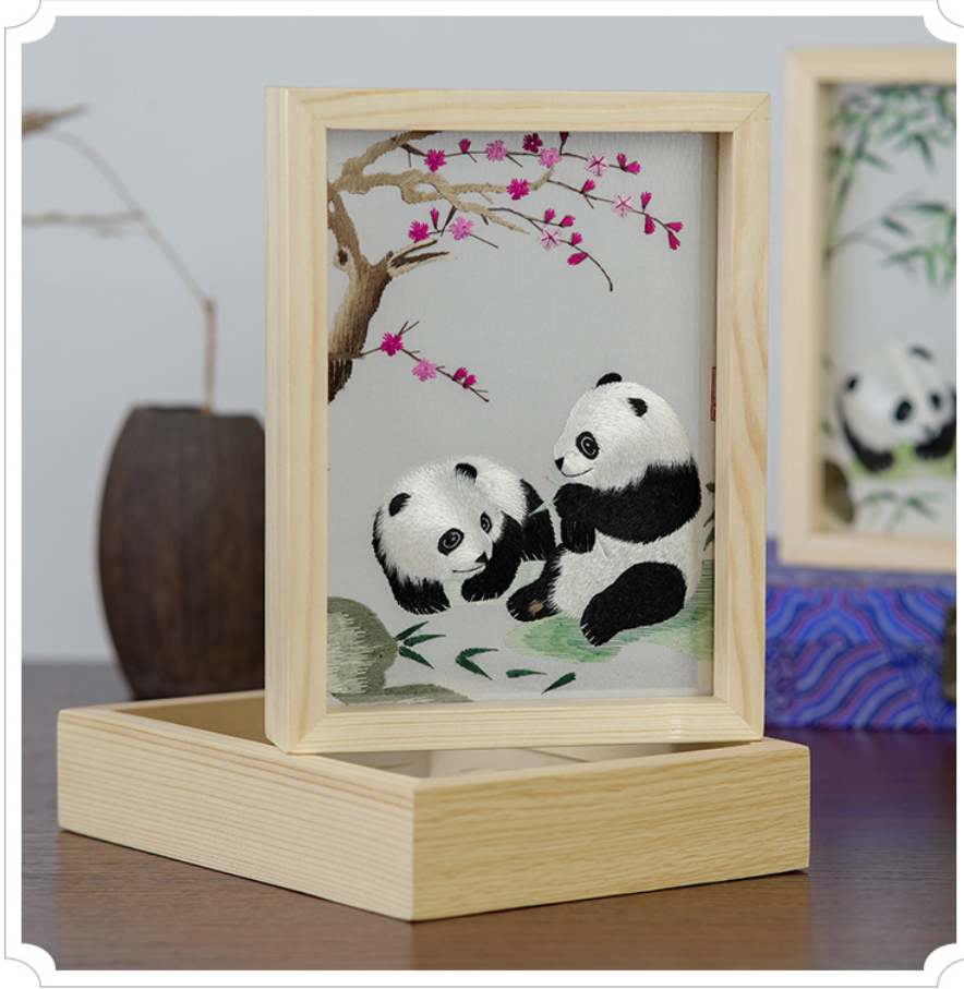 Chinese  silk embroidery- panda for table decoration,gift(finished products))
