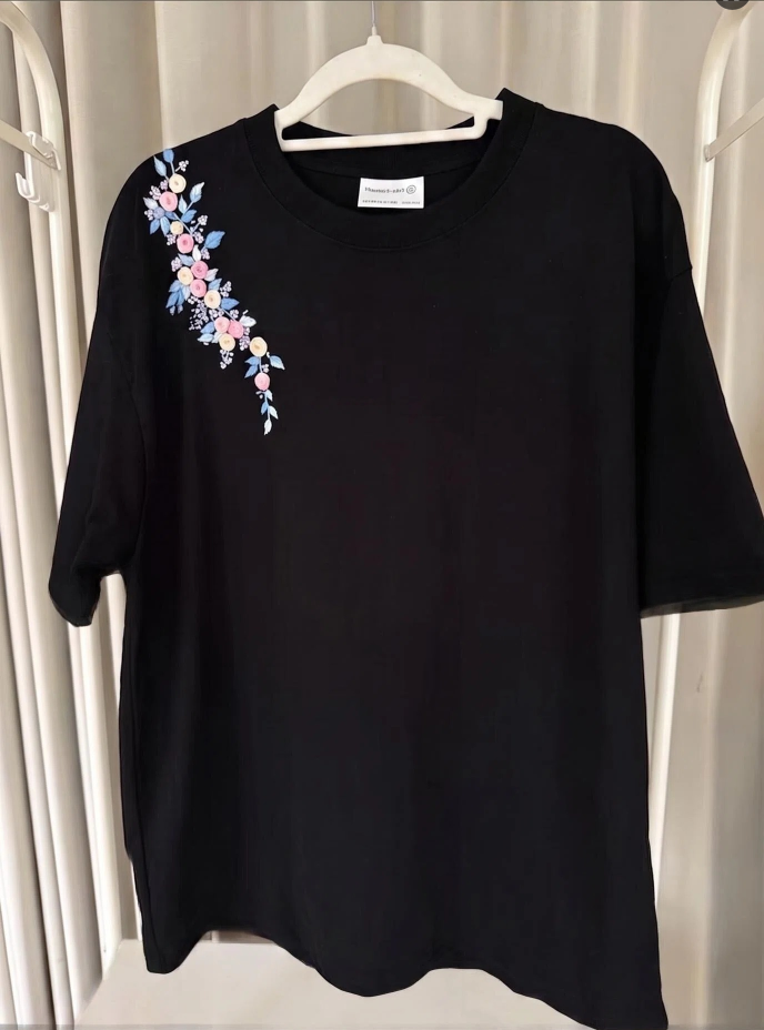 Embroidery stick pattern for sewing flower on clothes colloar shoulder