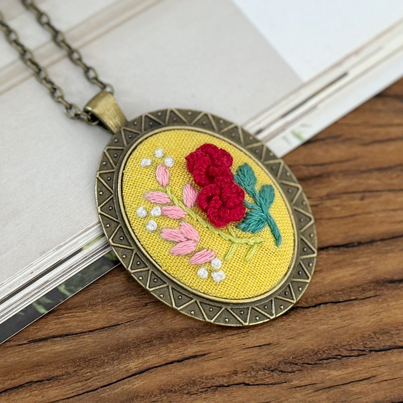 Embroidery necklace