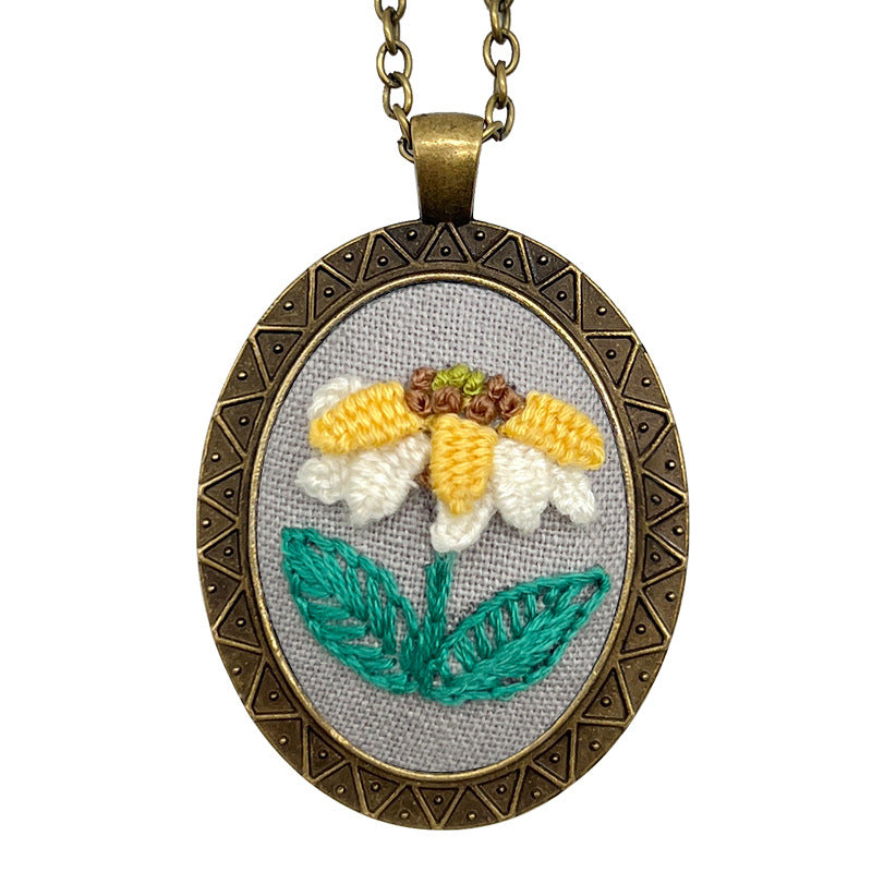 Embroidery necklace