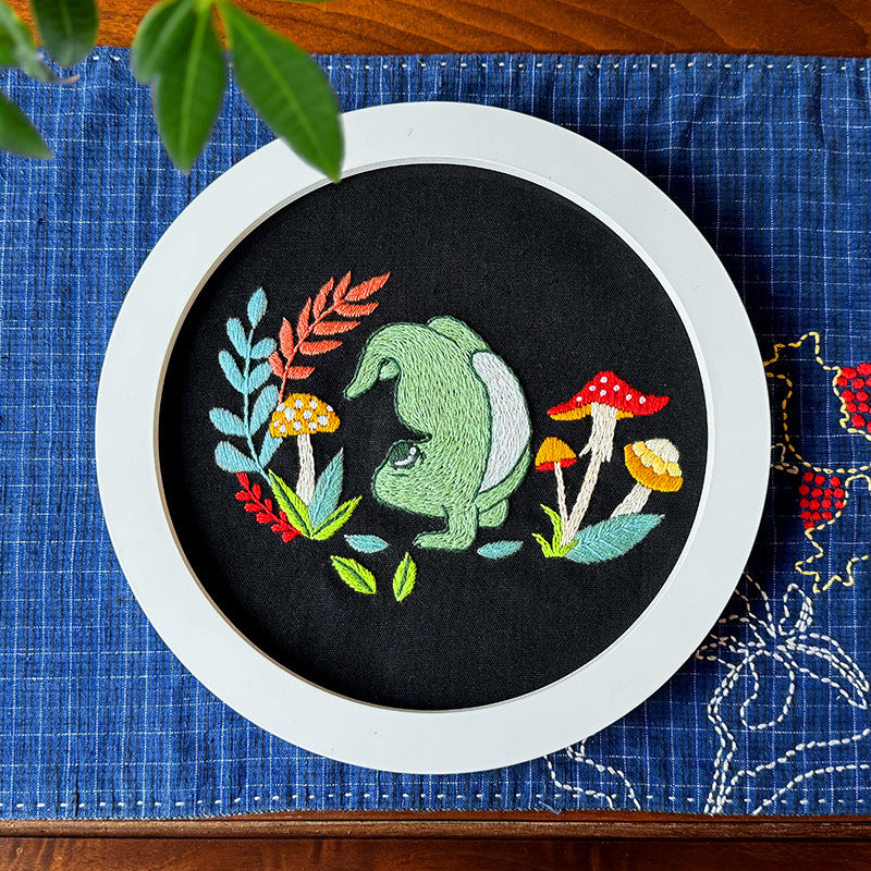 Frog embroidery kits for beginner-with fabric,floss,needles